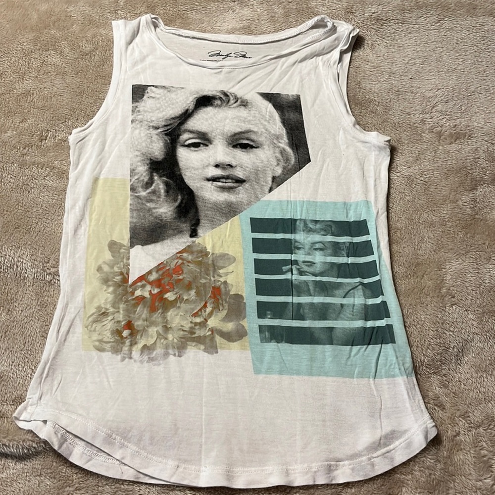 Marilyn Monroe muscle tee. Size XS.